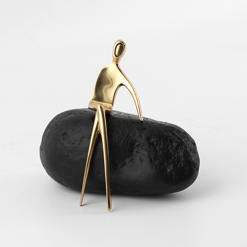 تماثيل فنية من الراتنج بتصميم  - مراجعة Art Craft Hotel وسعره